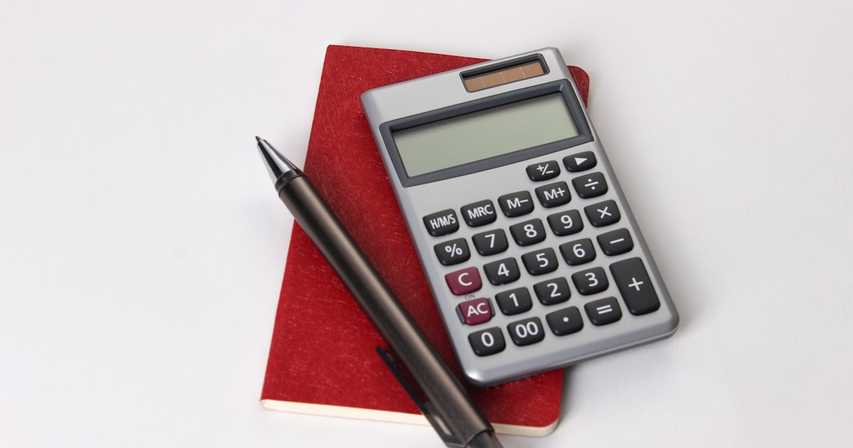 How to Create a Monthly Spending Plan You Can Actually Follow — cover image